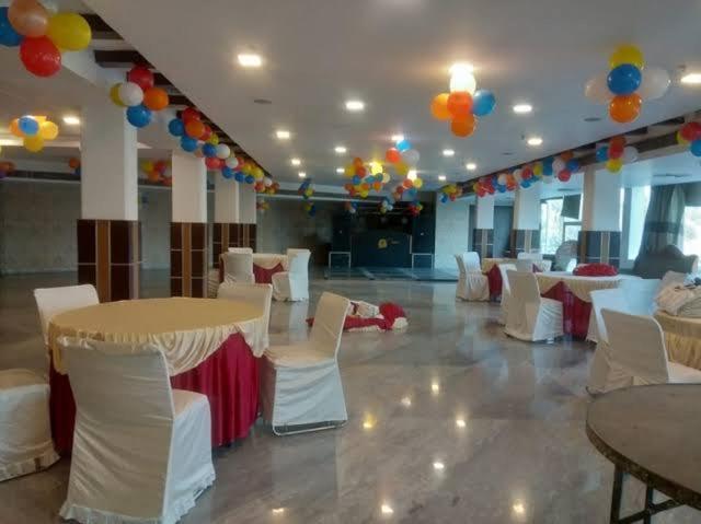 Billions Hotel Hotel 3*