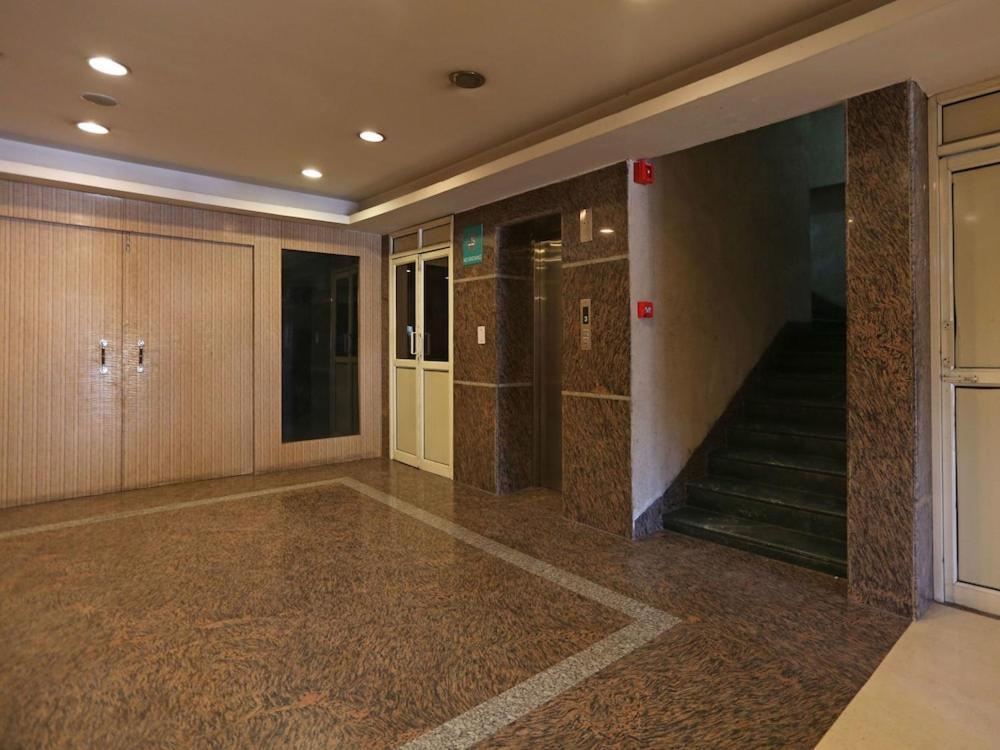 Billions Hotel Hotel New Delhi