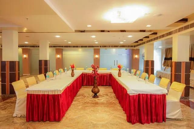 Billions Hotel Hotel New Delhi
