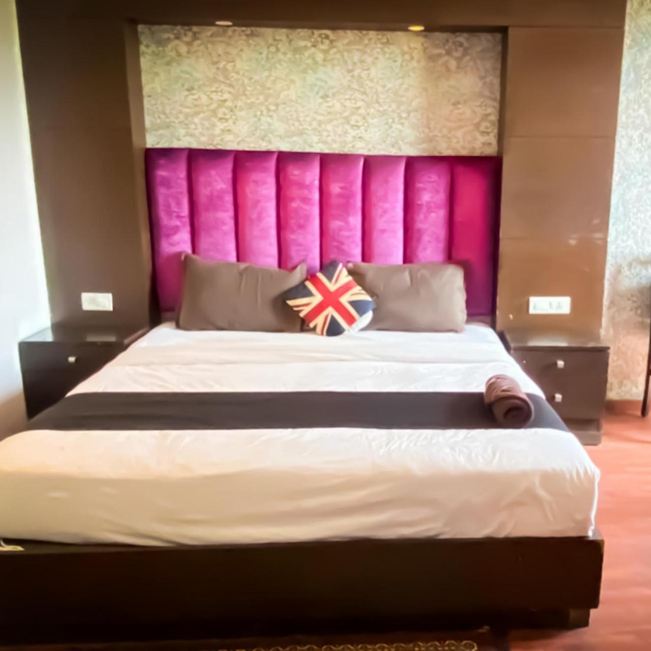 Billions Hotel Hotel 3*