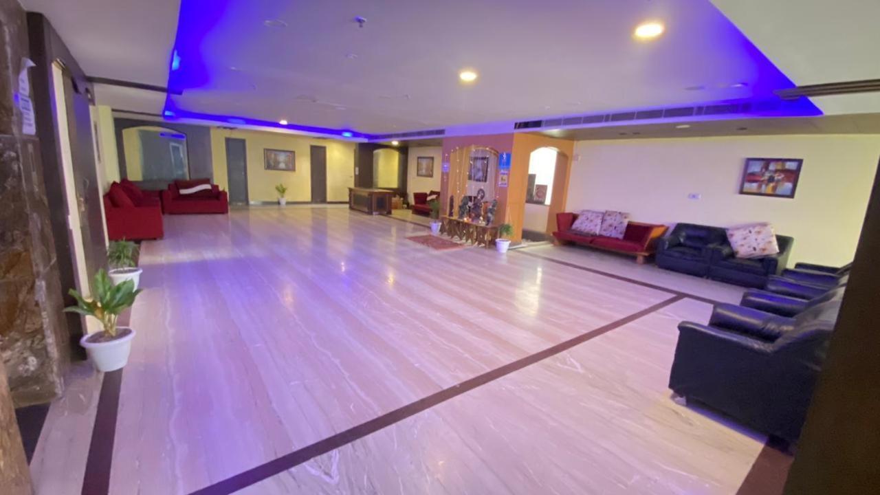 Billions Hotel Hotel New Delhi