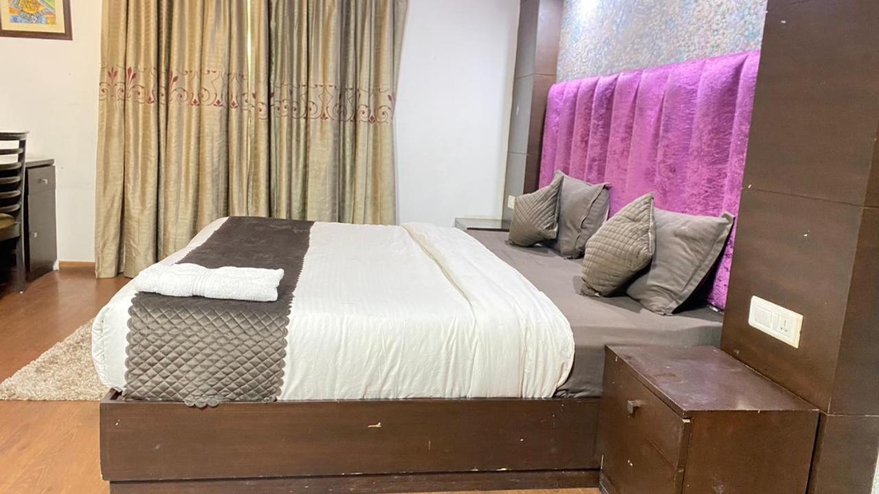 Billions Hotel Hotel 3*