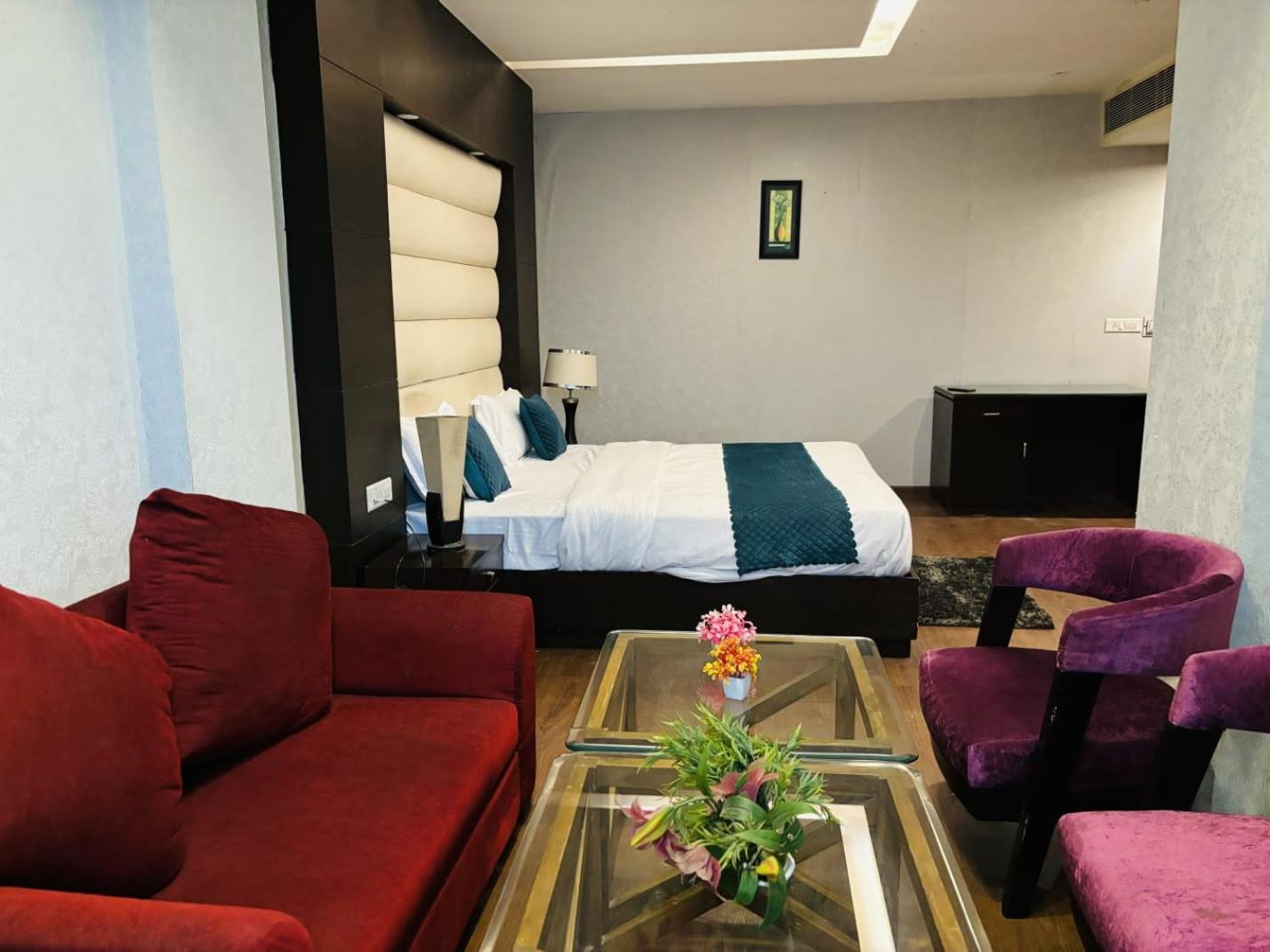 Billions Hotel